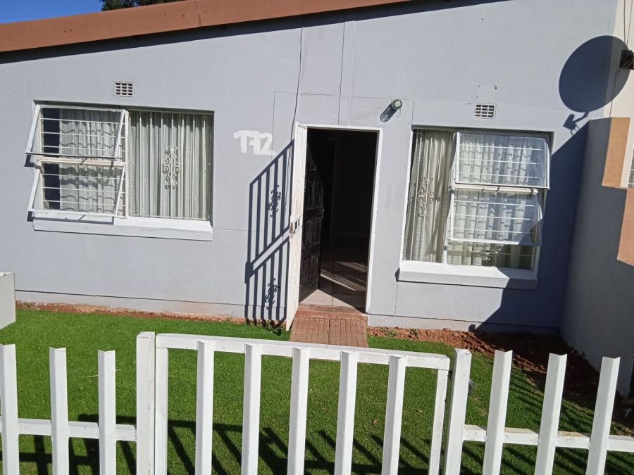 2 Bedroom Property for Sale in Ridgeway Gauteng