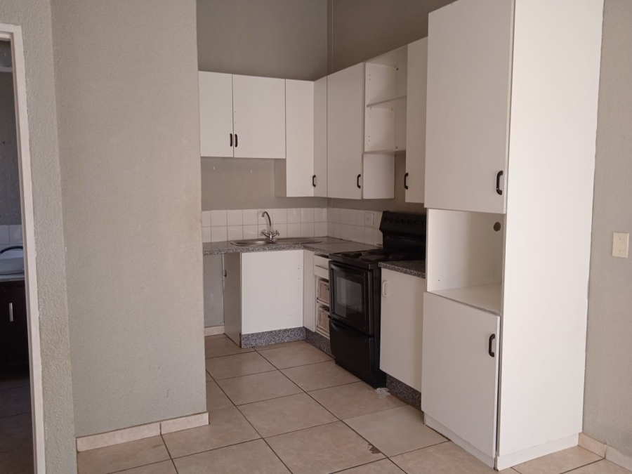 2 Bedroom Property for Sale in Ridgeway Gauteng