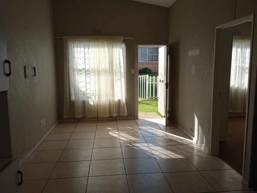 2 Bedroom Property for Sale in Ridgeway Gauteng