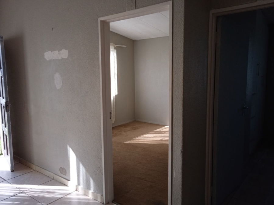 2 Bedroom Property for Sale in Ridgeway Gauteng