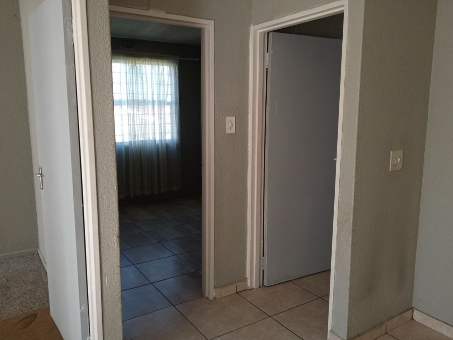 2 Bedroom Property for Sale in Ridgeway Gauteng