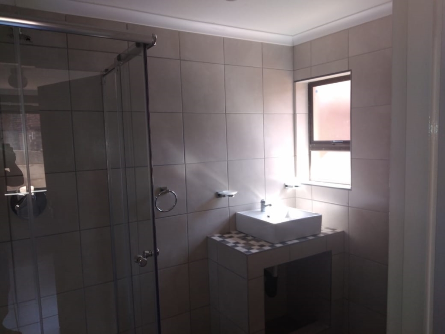 To Let 1 Bedroom Property for Rent in Albertsdal Gauteng