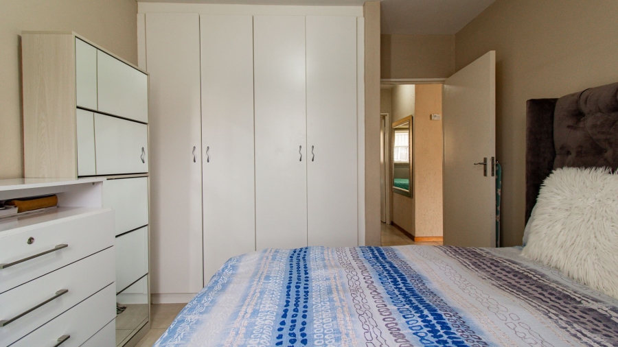 2 Bedroom Property for Sale in Ormonde View Gauteng