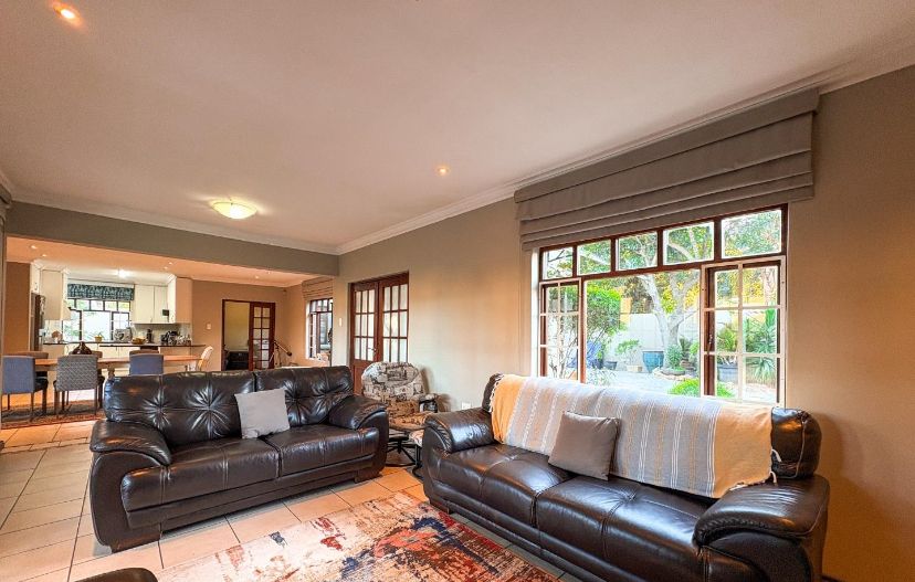 3 Bedroom Property for Sale in Beyers Park Gauteng