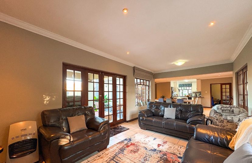 3 Bedroom Property for Sale in Beyers Park Gauteng