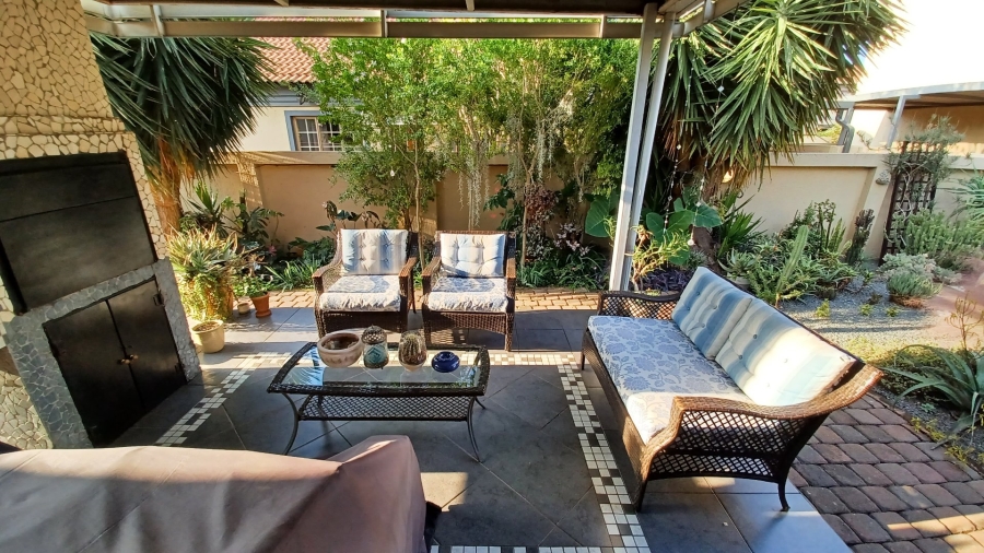 2 Bedroom Property for Sale in Annlin Gauteng