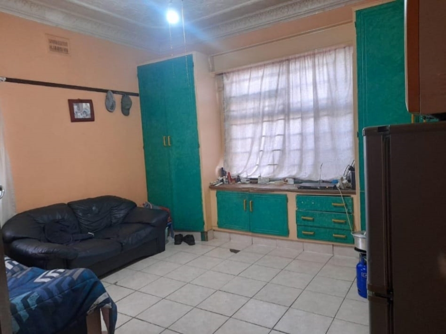5 Bedroom Property for Sale in Rosettenville Gauteng