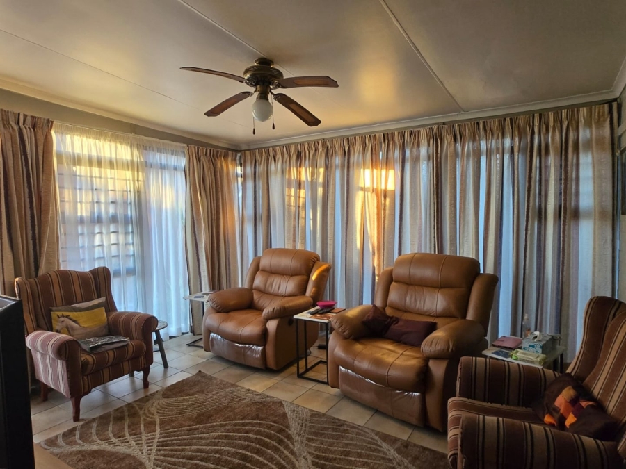 3 Bedroom Property for Sale in Sunnyridge Gauteng