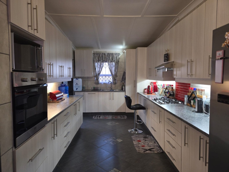3 Bedroom Property for Sale in Sunnyridge Gauteng
