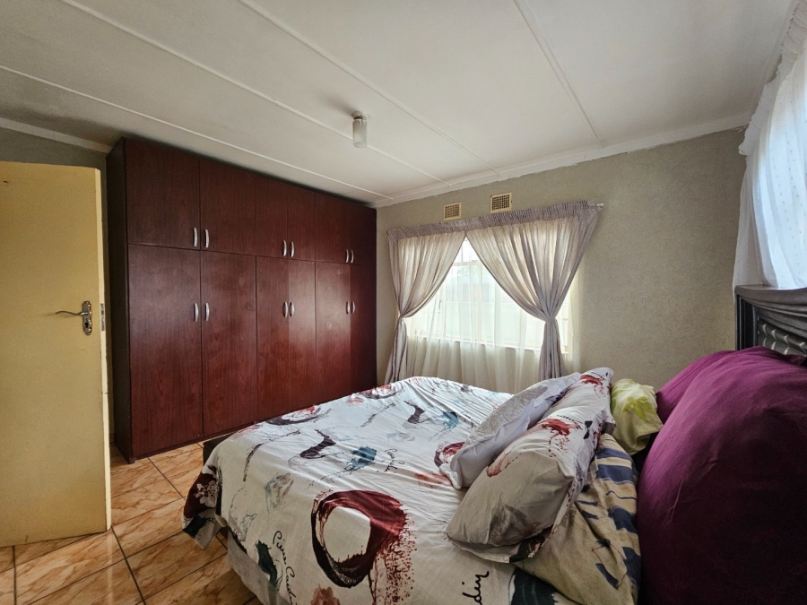 3 Bedroom Property for Sale in Vanderbijlpark CW 4 Gauteng
