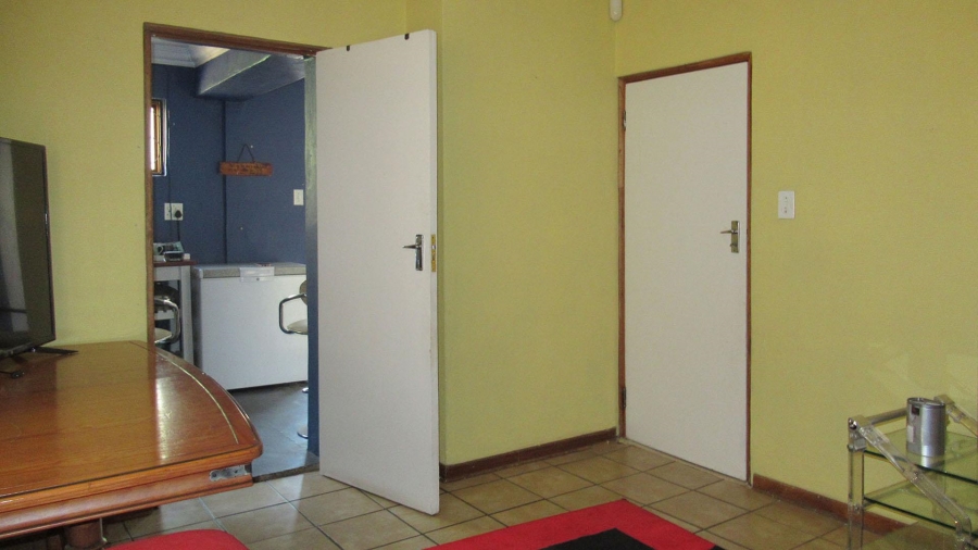 7 Bedroom Property for Sale in Rosebank Gauteng