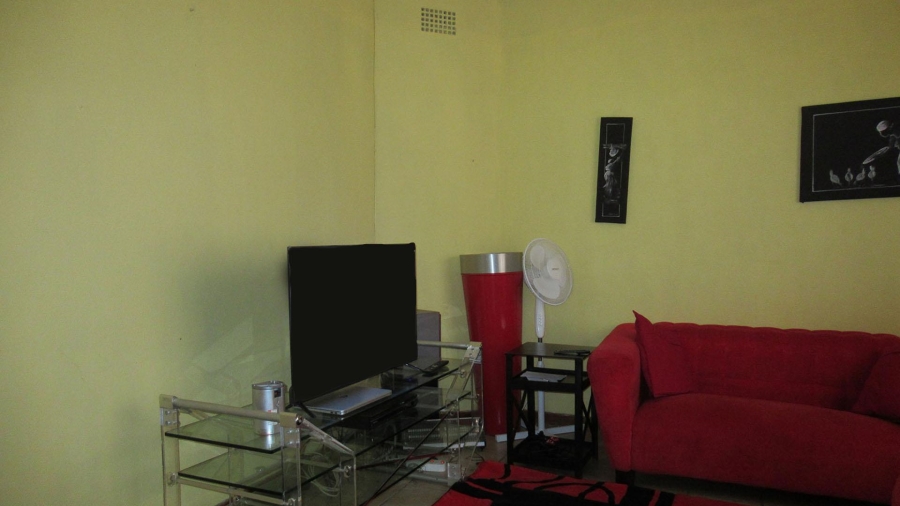 7 Bedroom Property for Sale in Rosebank Gauteng