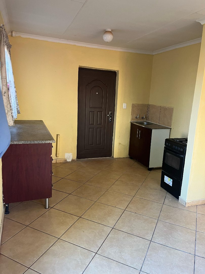 To Let 2 Bedroom Property for Rent in The Orchards Gauteng