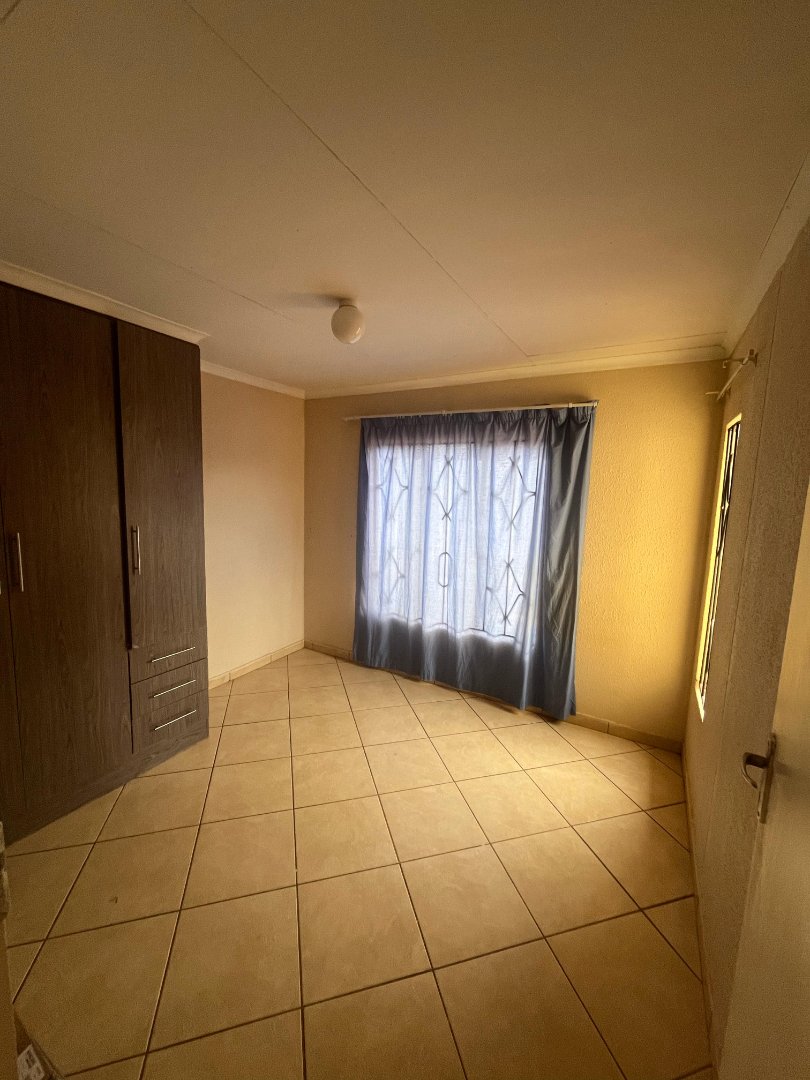 To Let 2 Bedroom Property for Rent in The Orchards Gauteng