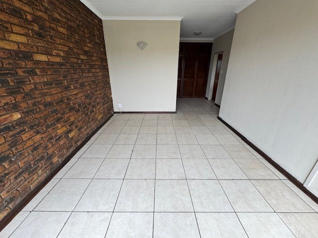4 Bedroom Property for Sale in Edleen Gauteng