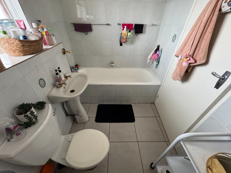 2 Bedroom Property for Sale in Kempton Park Central Gauteng