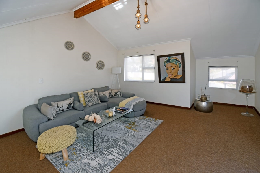 2 Bedroom Property for Sale in Broadacres Gauteng