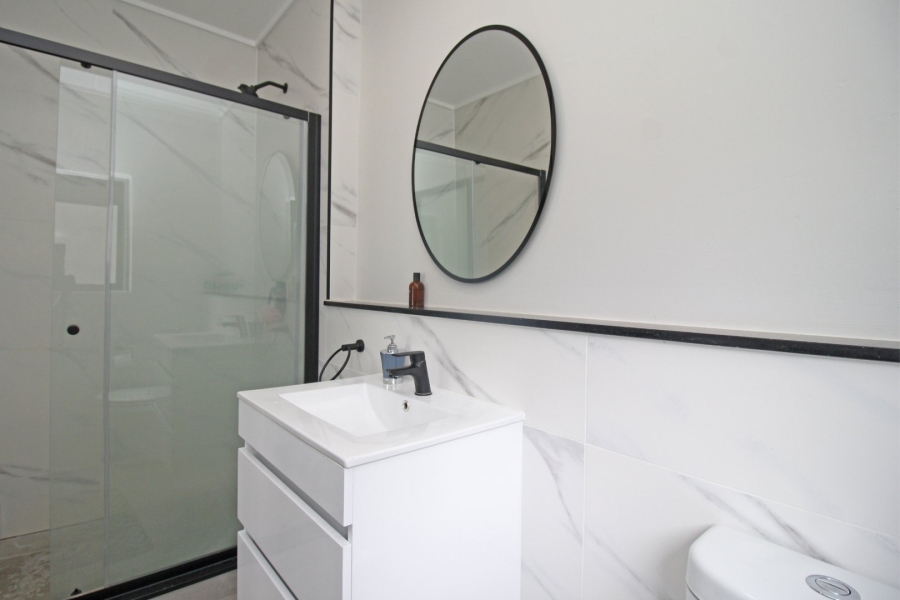 To Let 4 Bedroom Property for Rent in Waterfall Gauteng