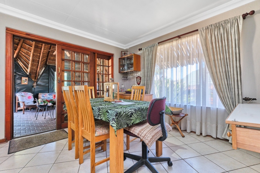 3 Bedroom Property for Sale in Wilro Park Gauteng