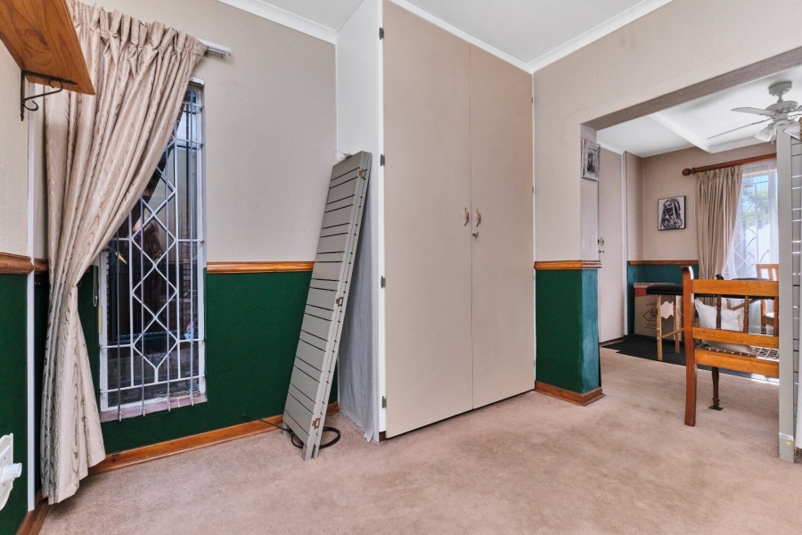 3 Bedroom Property for Sale in Wilro Park Gauteng