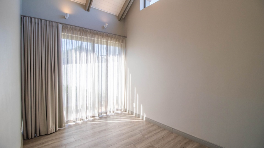 3 Bedroom Property for Sale in Serengeti Lifestyle Estate Gauteng