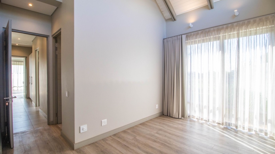 3 Bedroom Property for Sale in Serengeti Lifestyle Estate Gauteng