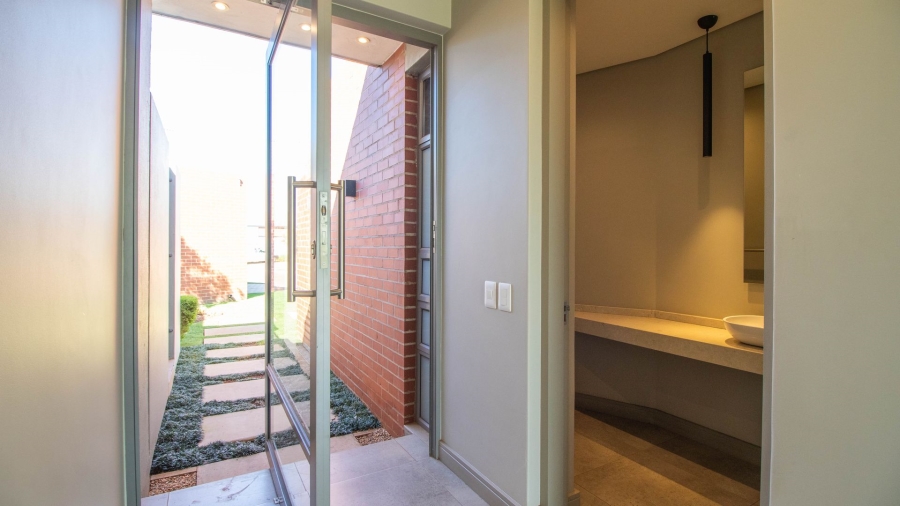 3 Bedroom Property for Sale in Serengeti Lifestyle Estate Gauteng