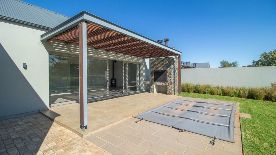 3 Bedroom Property for Sale in Serengeti Lifestyle Estate Gauteng