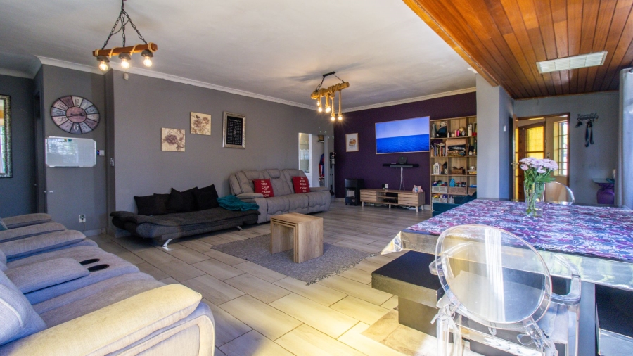 4 Bedroom Property for Sale in Rewlatch Gauteng