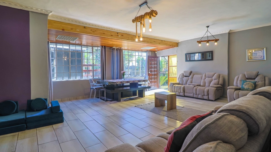 4 Bedroom Property for Sale in Rewlatch Gauteng