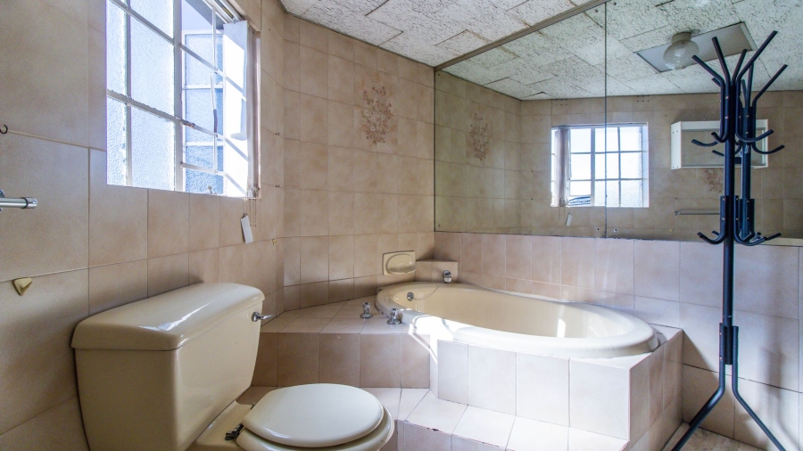 4 Bedroom Property for Sale in Rewlatch Gauteng