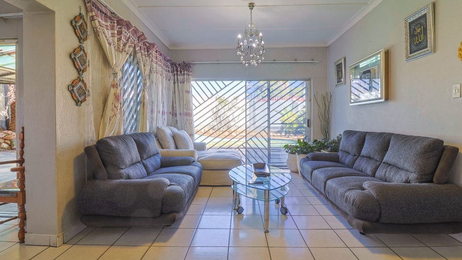 4 Bedroom Property for Sale in Rewlatch Gauteng
