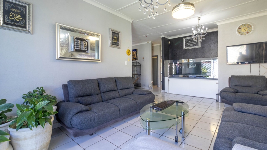 4 Bedroom Property for Sale in Rewlatch Gauteng