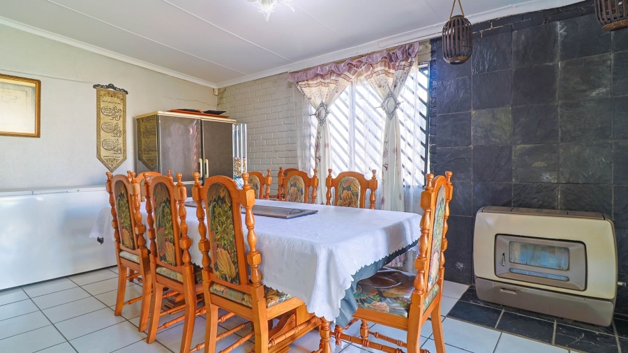 4 Bedroom Property for Sale in Rewlatch Gauteng