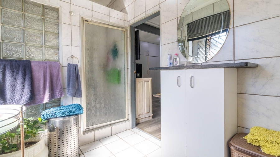 4 Bedroom Property for Sale in Rewlatch Gauteng