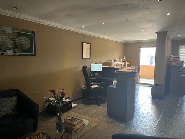 To Let commercial Property for Rent in Lenasia Ext 1 Gauteng