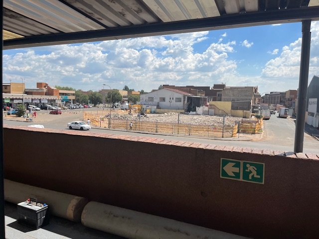 To Let commercial Property for Rent in Lenasia Ext 1 Gauteng
