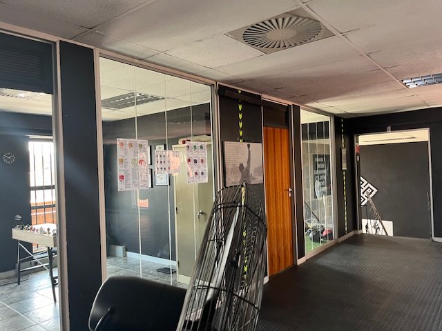 To Let commercial Property for Rent in Lenasia Ext 1 Gauteng