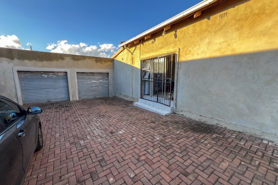 3 Bedroom Property for Sale in Brakpan Central Gauteng
