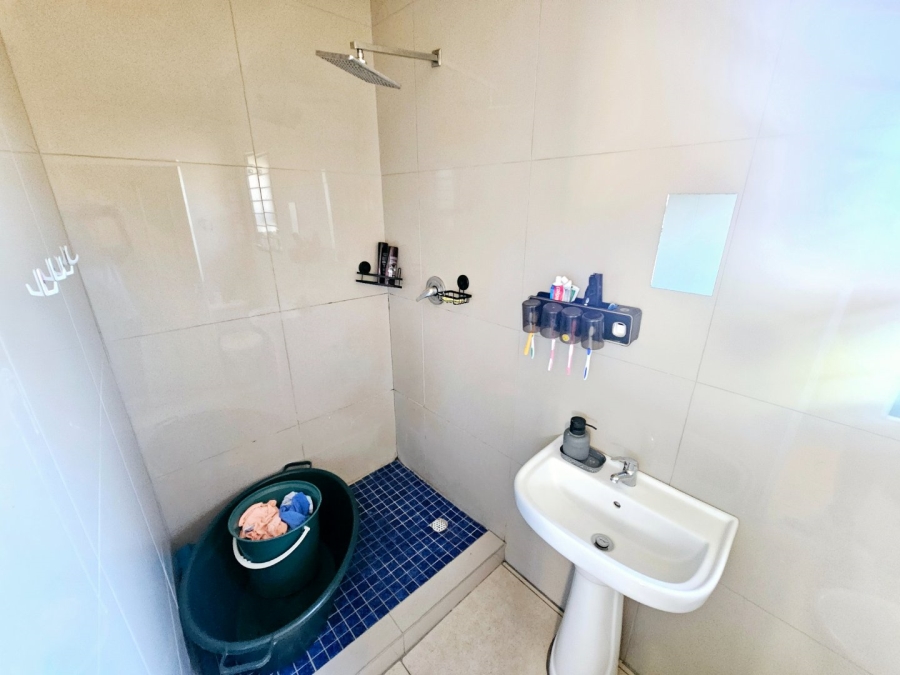 To Let 3 Bedroom Property for Rent in Erasmia Gauteng