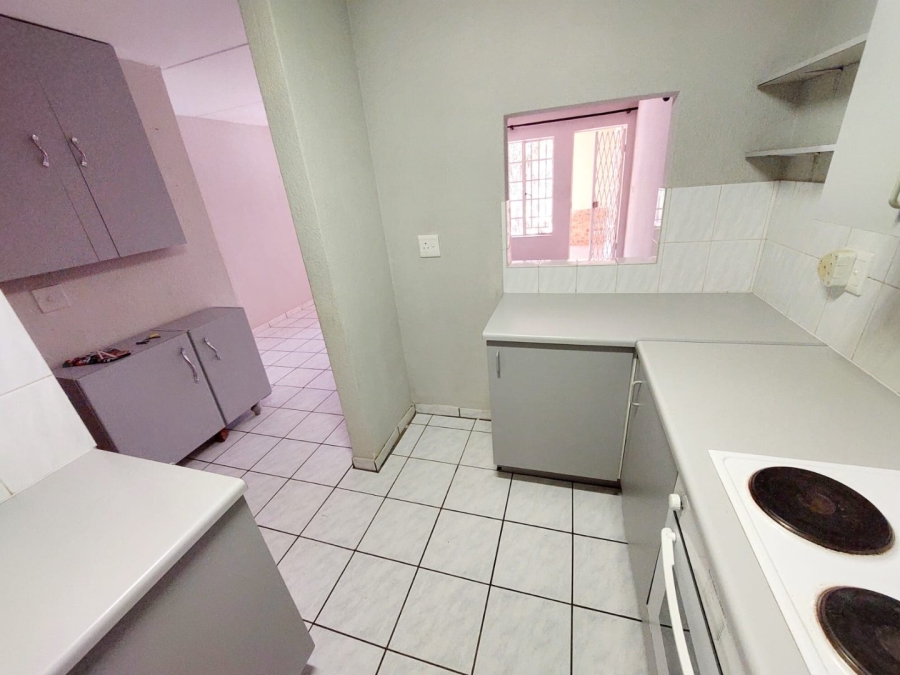 2 Bedroom Property for Sale in Magalieskruin Gauteng
