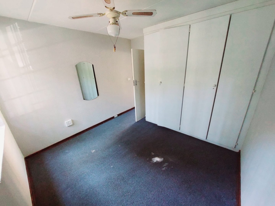 2 Bedroom Property for Sale in Magalieskruin Gauteng