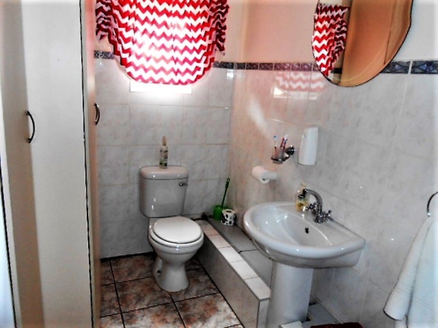 4 Bedroom Property for Sale in Vaal Marina Gauteng
