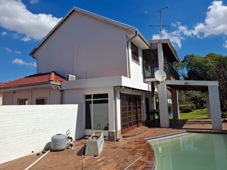 5 Bedroom Property for Sale in Greenside Gauteng