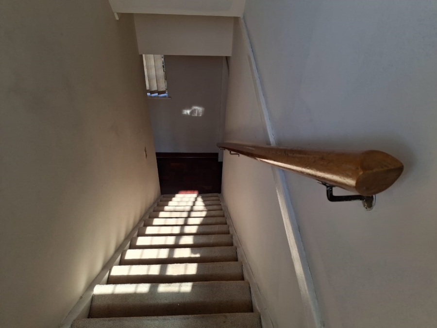 5 Bedroom Property for Sale in Greenside Gauteng