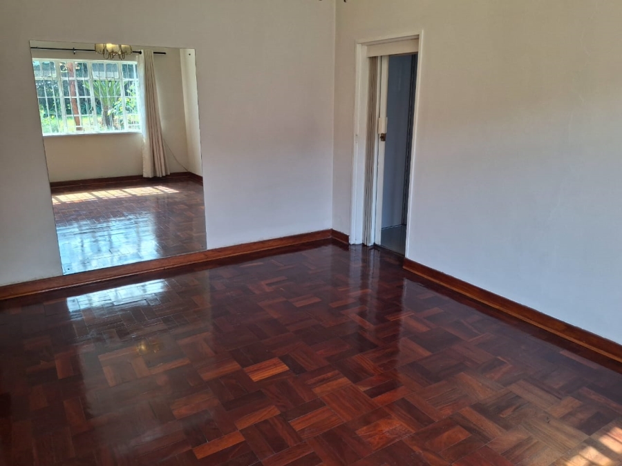 5 Bedroom Property for Sale in Greenside Gauteng
