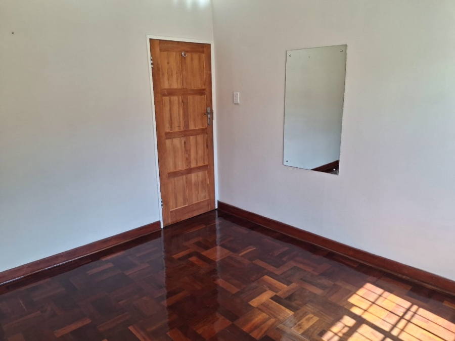5 Bedroom Property for Sale in Greenside Gauteng