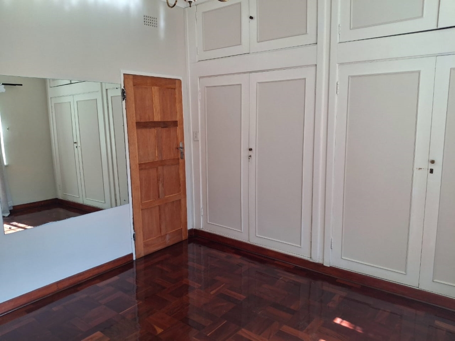5 Bedroom Property for Sale in Greenside Gauteng