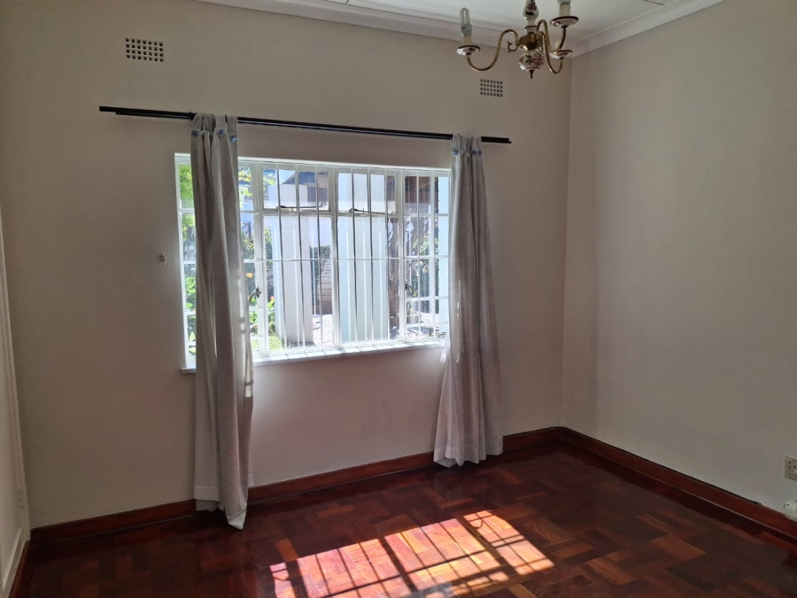5 Bedroom Property for Sale in Greenside Gauteng