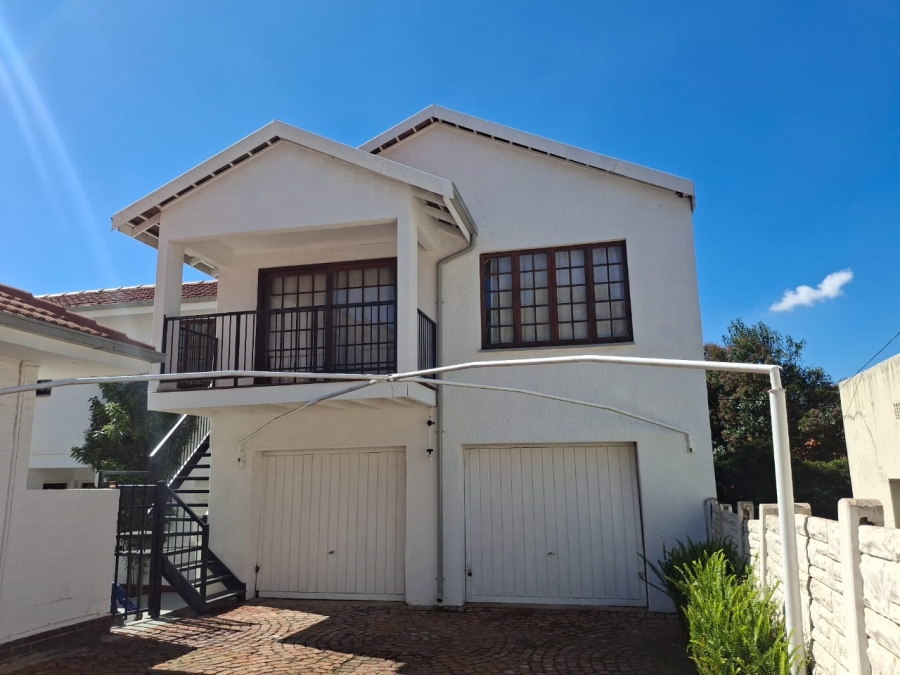 5 Bedroom Property for Sale in Greenside Gauteng
